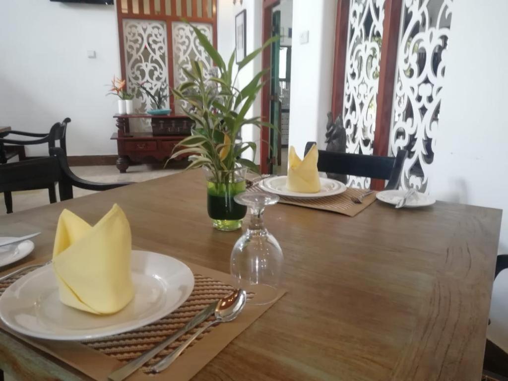 Forever City Hotel Kiribathgoda Dış mekan fotoğraf