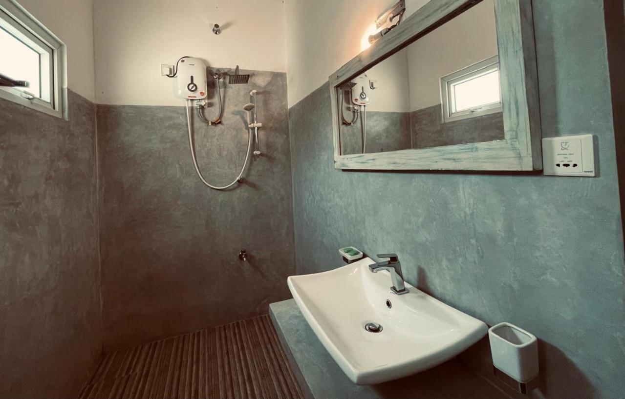 Forever City Hotel Kiribathgoda Dış mekan fotoğraf
