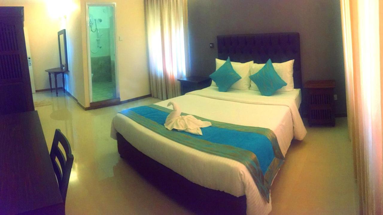 Forever City Hotel Kiribathgoda Dış mekan fotoğraf
